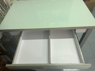 Mesa de cocina cristal y metal