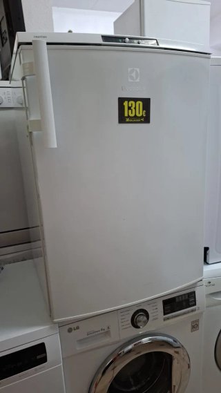 Congelador Electrolux 130€