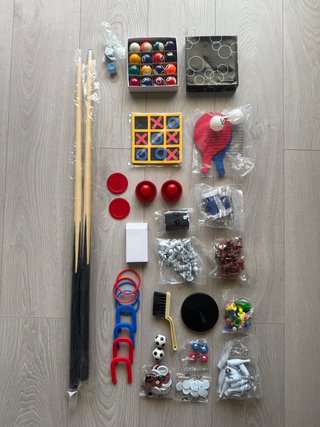 Futbolín y mesa multijuegos 15 en 1