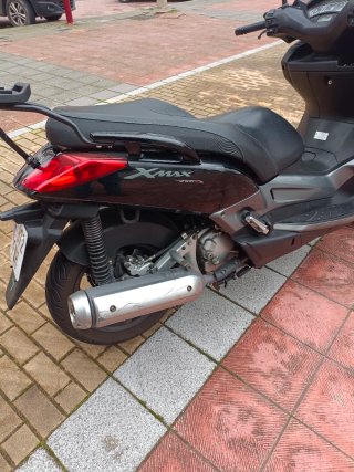 Yamaha Xmax 250i Scooter Negra/Gris