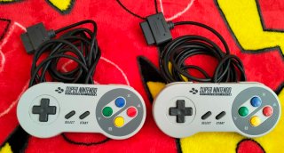 Console Super Nintendo PAL + 2 Controller
