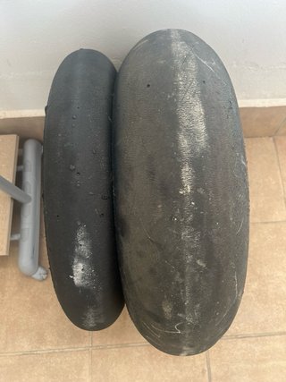 Neumáticos Moto Circuito