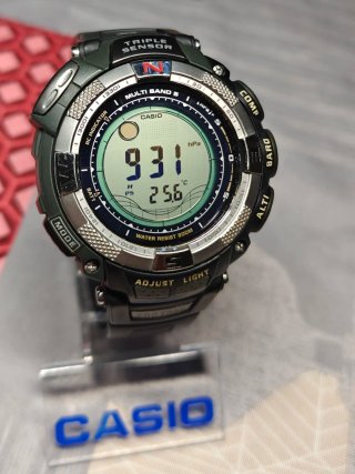 Reloj Casio Protrek Triple Sensor