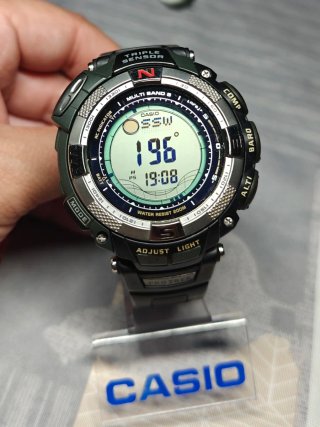 Reloj Casio Protrek Triple Sensor