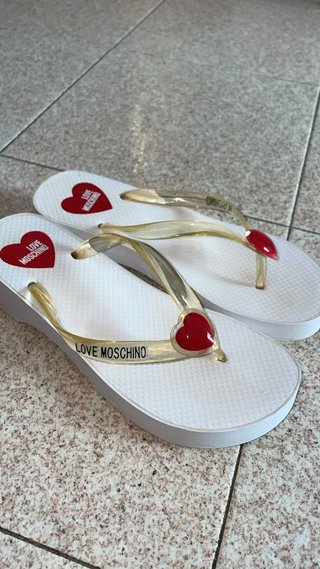 Chanclas Love Moschino Corazón Rojo Blanco