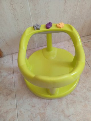 Silla Bañera Bebé con Juguetes
