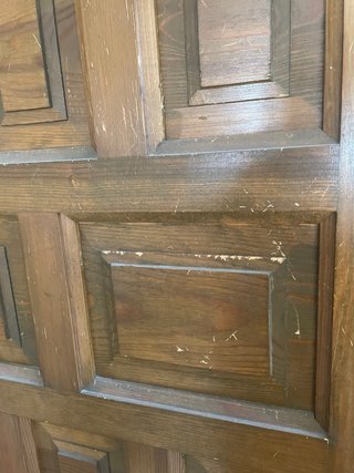 4 Puertas de madera maciza con diseño clásico