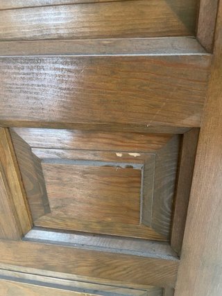 4 Puertas de madera maciza con diseño clásico