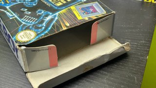 Nintendo Game Boy clásica en caja