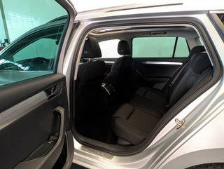 Skoda Superb COMBI 2.0TDI AMBITION DSG 150CV