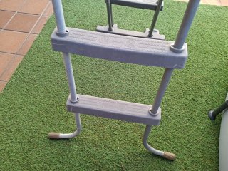 Escalera Piscina Bestway Gris