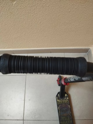 Patinete Oxelo Scooter Negro y Rojo