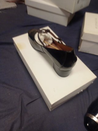 Scarpe eleganti T-Strap nere e marroni