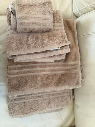 Juego de toallas IKEA BROKGLIM beige