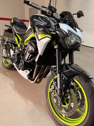 Kawasaki Z900