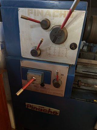 Torno Pinacho A-75 con copiador Se vende torno pa