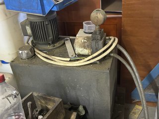 Torno Pinacho A-75 con copiador Se vende torno pa