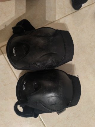 Patines Oxelo Talla 30-32 + Protecciones