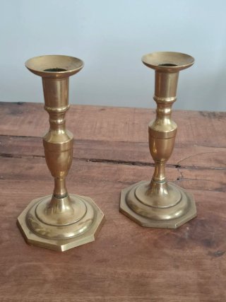 Antigua pareja candeleros bronce dorado siglo XIX