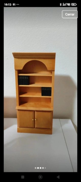 Mobili per casa delle bambole in miniatura