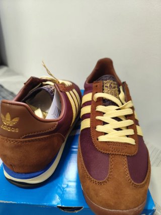 Zapatillas Adidas SL72 Marrones y Moradas