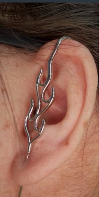 Pendientes Ear Cuff Diseño Llamas Plata