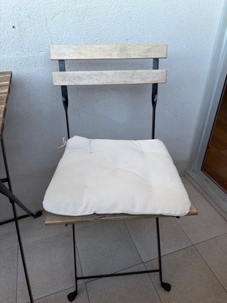 Mesa y 2 sillas de exterior