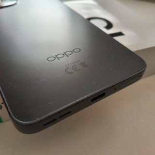 Oppo Reno13 F 5G