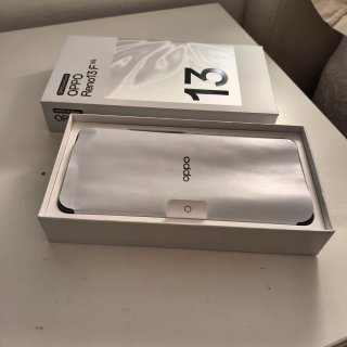 Oppo Reno13 F 5G