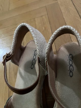 Alpargatas cuña GOGO Talla 38 de tela y esparto