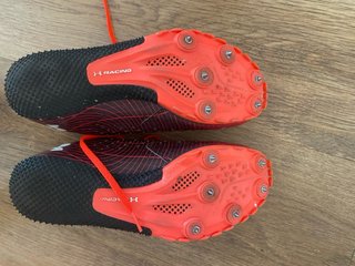 Zapatillas clavos atletismo Under Armour