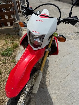 Honda CRF 250L Enduro Roja y Blanca