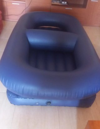 Colchón inflable Restform matrimonial ,y otro 95cm