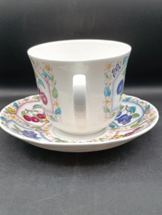 Taza desayuno porcelana inglesa Roy Kirkham