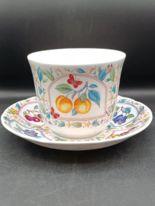Taza desayuno porcelana inglesa Roy Kirkham