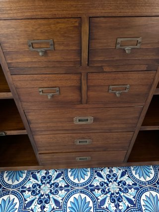 Mueble recibidor madera y cristal