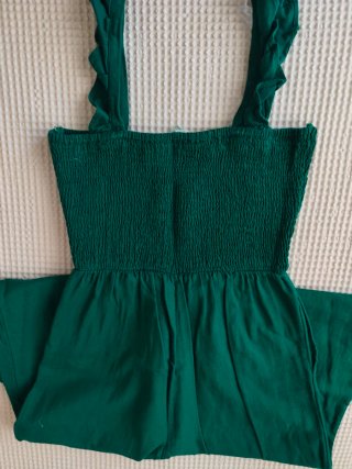 Mono verde largo con tirantes