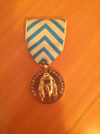 Medalla de Reconocimiento de la Nación Francia