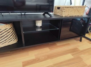 Mesa TV negra moderna