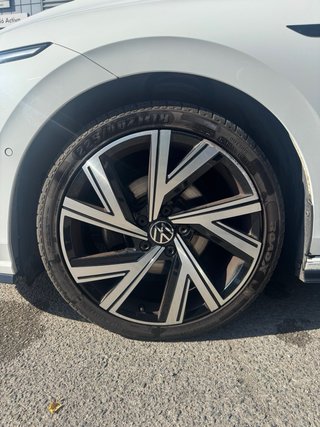 VW Golf R-Line 2.0TDi 150cv automatico