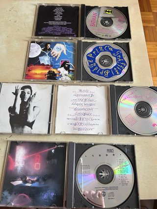 5 CDs de Prince: 1999, Lovesexy, Graffiti Bridge..