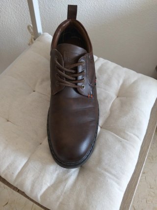 Scarpe eleganti marroni