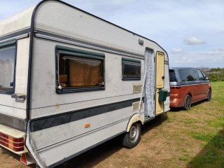 Caravana Hobby Prestige <750kg