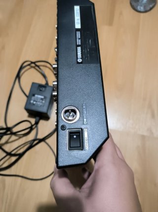 Tavola da studio Yamaha MG82CX