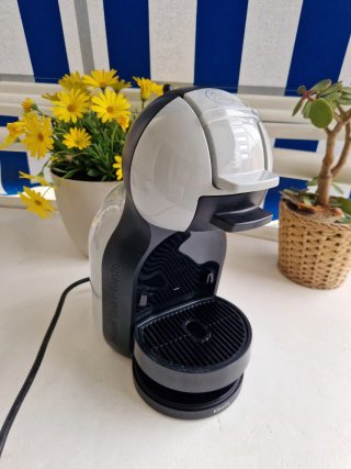 Cafetera Dolce Gusto