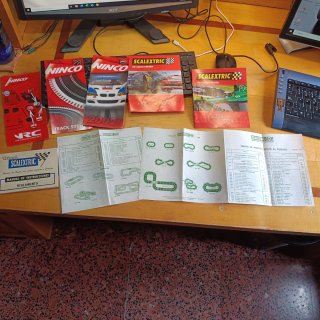Lote Scalextric:  Regalo manual carreras y folleto