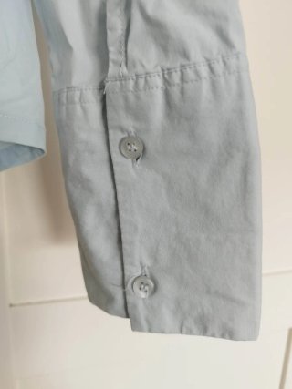 Camisa entallada azul crleste