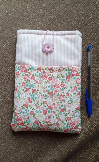 Funda para libro electrónico floral