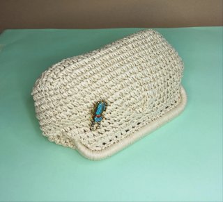 Bolso Clutch Rafia Artesanal con Broche Joya