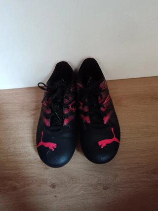 Zapatillas Puma Negras y Rosas